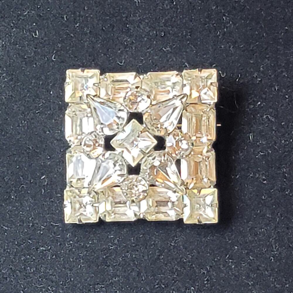 Vintage Art Deco Brooch Pin Silver Tone Clear Rhinestone Square 1.50"